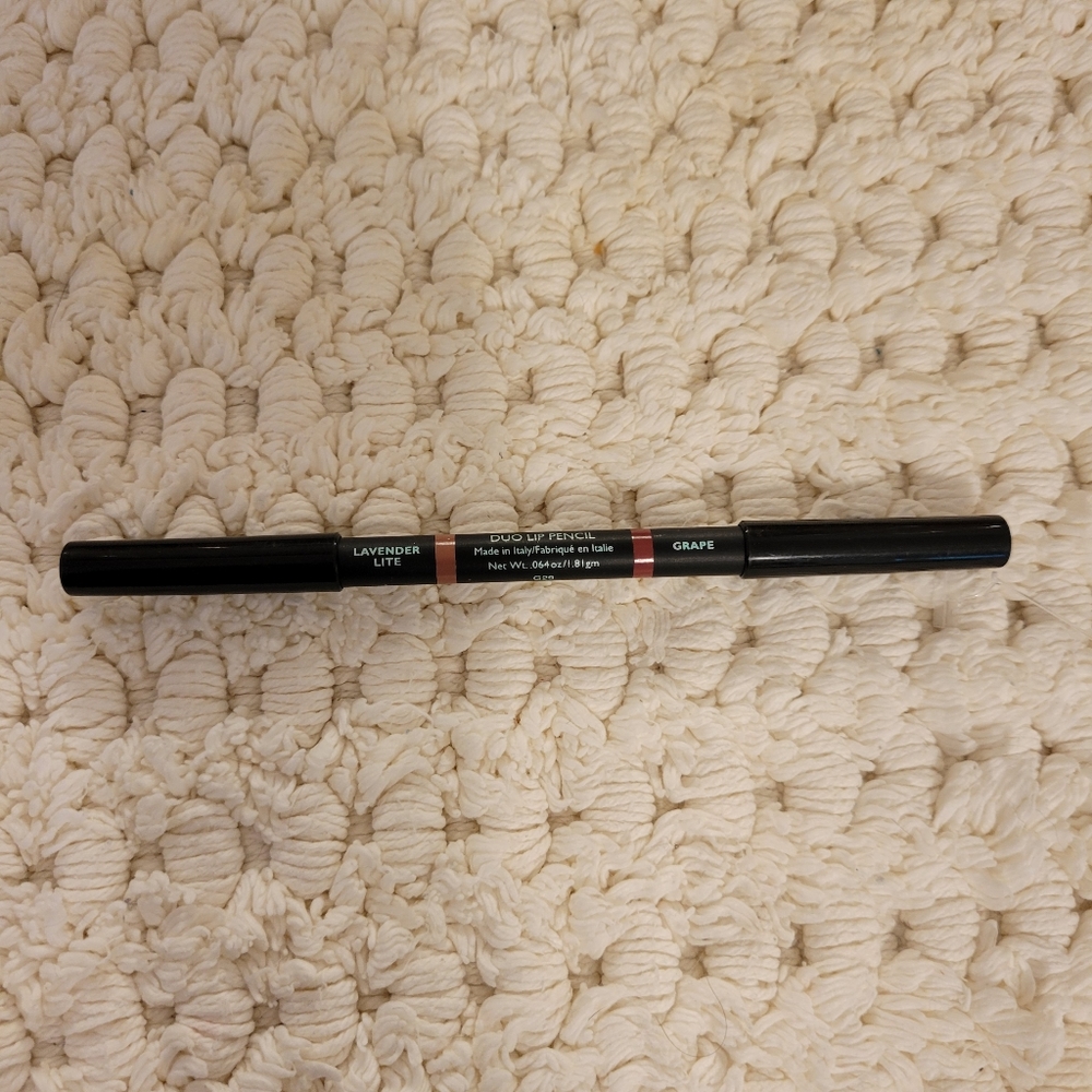 Vincent Longo Duo Lip Pencil Lavender Lite & Grape - Picture 2 of 3